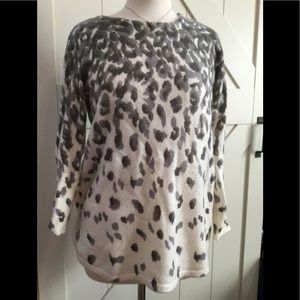 Croft & Barrow, Small, soft long sleeve scoop neck printed sweater